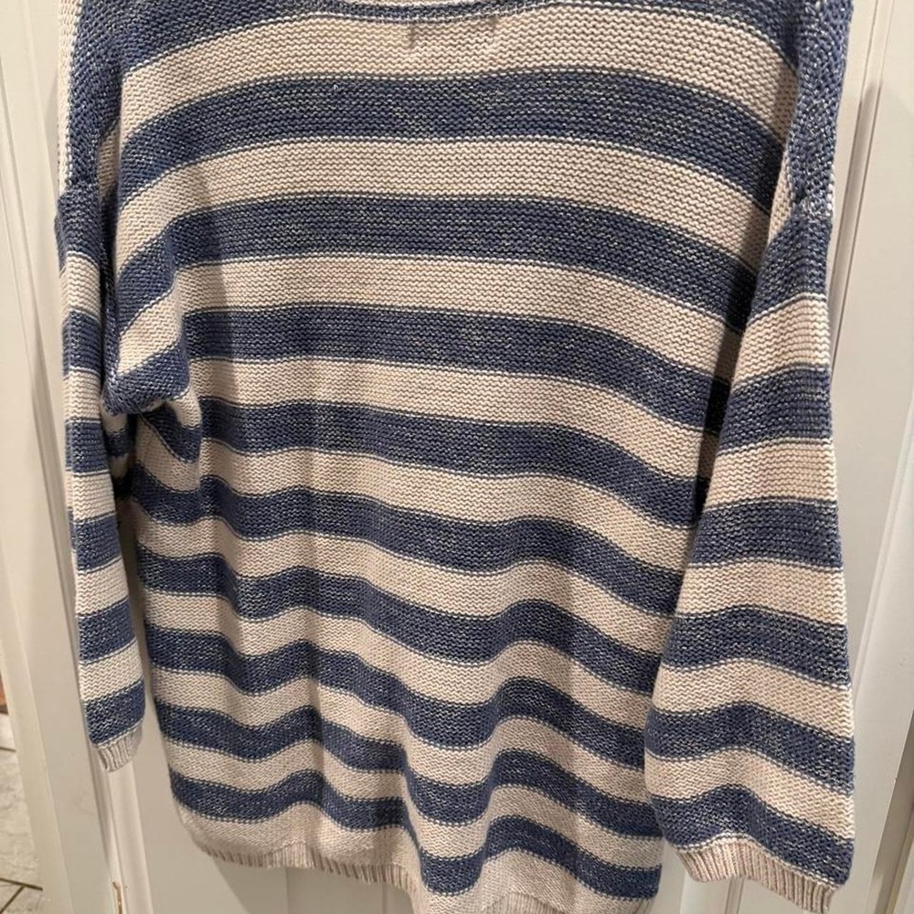 Sweater casual blue white stripes